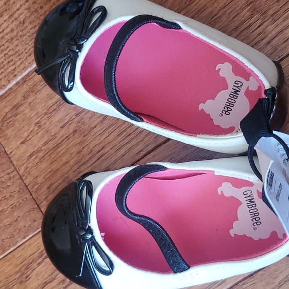 Size 4 Gymboree “POSH and PLAYFUL” Black & White faux Patent Leather DRESS SHOES - Picture 3 of 6